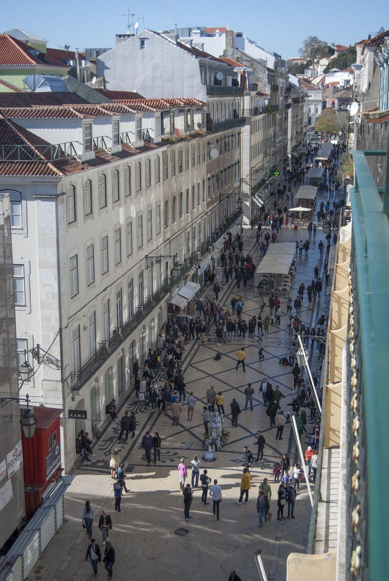 Otilia Apartamentos Lisbon Exterior photo